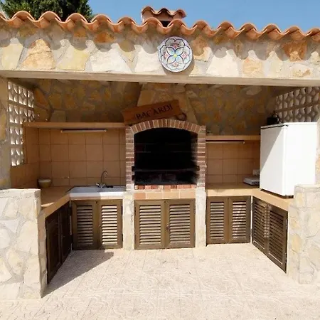 Casa vacanze Lovely And Private Pool In A Quiet Area *